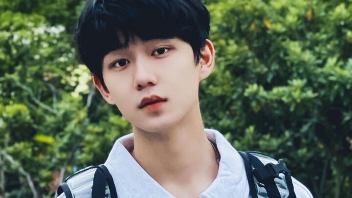 “Quả nhiên đắt thì có lý do của nó, sự ngây thơ tuổi trẻ như tràn ra cả màn hình”