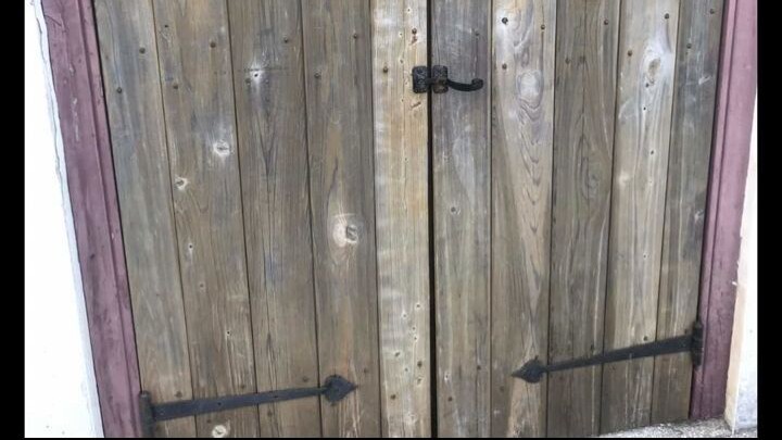SCP-004 The 12 Rusty Keys and the Door