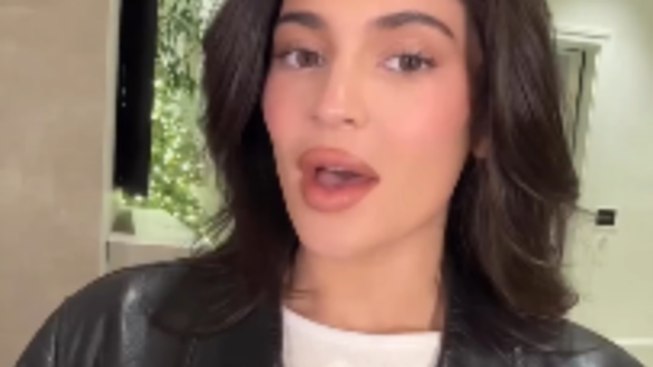 Kelly lại nhận làm đại sứ quảng bá game???