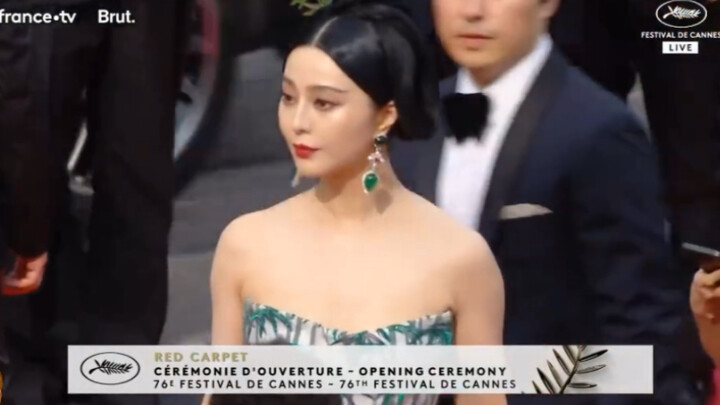 วิดีโอพรมแดงเมืองคานส์ล่าสุดของฟ่านปิงปิง จับภาพแบบโคลสอัปตลอดทั้งเรื่องพร้อมคำบรรยายจากผู้ประกาศ