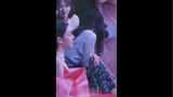 The interaction between Yang Zi and the beautiful Shishi in the fan photo taken by Shishi’s fan club