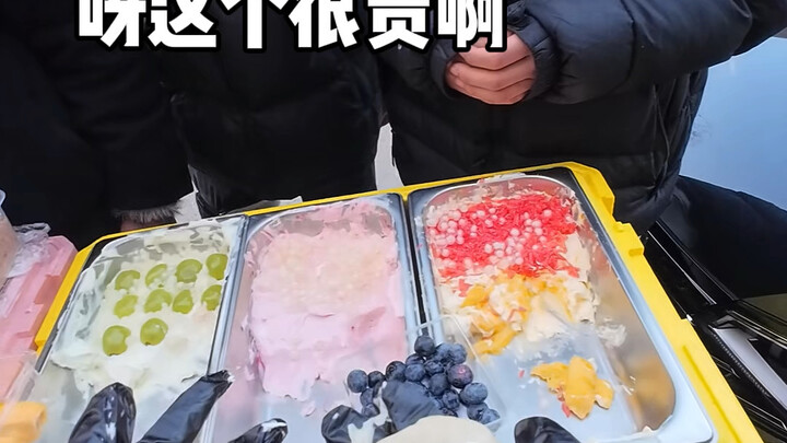 Quay vlog bán hàng góc nhìn thứ nhất, mấy anh em này cũng thú vị phết, chạy sang đây tìm tôi
