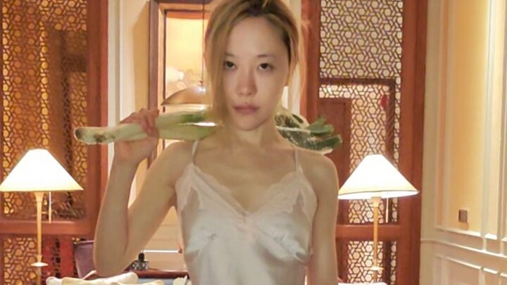 ไดอารี่สุดเฟอร์เฟ็กต์: สาวสวยพักในบ้านสไตล์ยุโรป 4 ชั้นที่เซี่ยงไฮ้