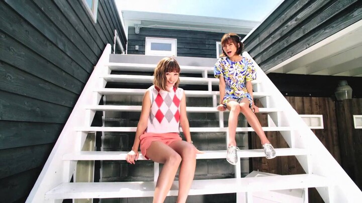 AAA / 「Wake up!」Music Video