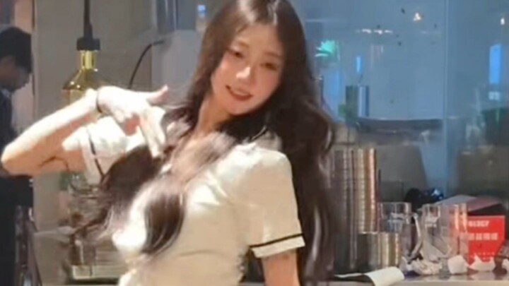 200 Tarian Hot: Gerai BBQ Tak Main di Level Rendah!