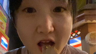How difficult is it to eat a bowl of homemade instant noodles in Japan?
