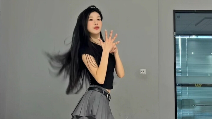 ILLIT's debut song Magnetic