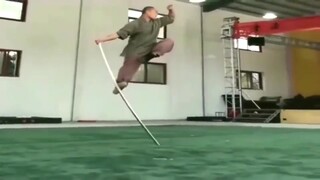 【Martial Art】Shaolin Warrior Monk Performs The Monkey Staff Techniques