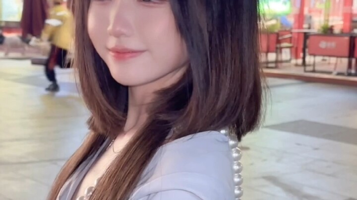 Giờ đây là kiểu tóc sứa rồi～[2233 Nương_Cười lớn][2233 Nương_Cười lớn][2233 Nương_Cười lớn]