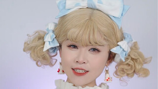 Mana ada lo娘 yang bisa menolak eyeshadow cair berkilau seperti ini