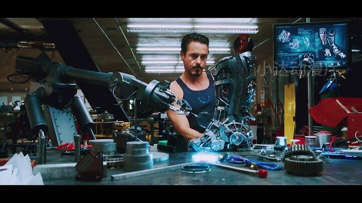 Người Sắt: Đúng là thợ hàn chính hiệu, chỉ trong nháy mắt đã hàn xong cả một chiếc tàu!