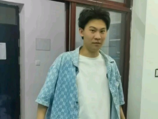 Boys Who Pretend to Be Tough