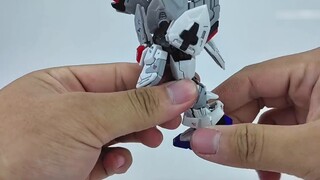 [permainan model merpati] Selamat Tahun Baru! MGSD Freedom Gundam yang telah direnovasi besar-besara