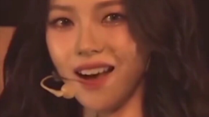 【aespa】以前被吐槽的歌词，没想到live的时候效果这么棒