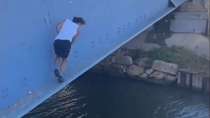 Kamu main Niumo di sini ya~