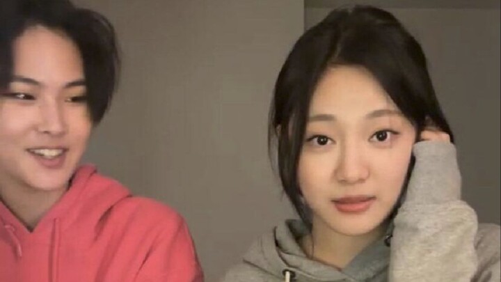 [Chinese Subtitles] 230904 NINGNING Ins Live: Building LEGO with Friends