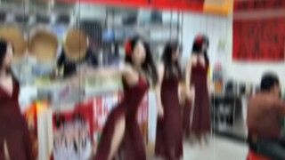 wanita muda
