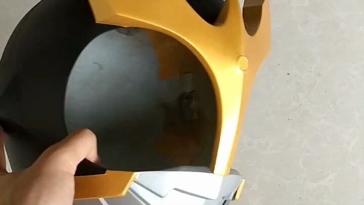 Kamen Rider Kuuga Helmet Making