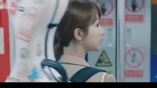 Pita itu jatuh ke rok tube top Yang Zi, perhatikan reaksi Xiao Zhan, Yang Mi malah kena!