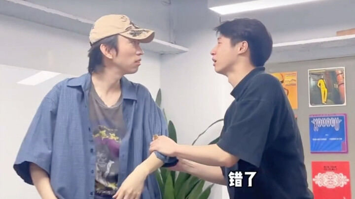 Mọi người hãy xem ngay đoạn clip hậu trường này!