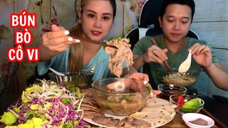 Bún bò tái nạm Cô Vi CORONA ướp thơm bá cháy tại Mỹ - Vlog ở nhà làm gì thời Cô Vi?