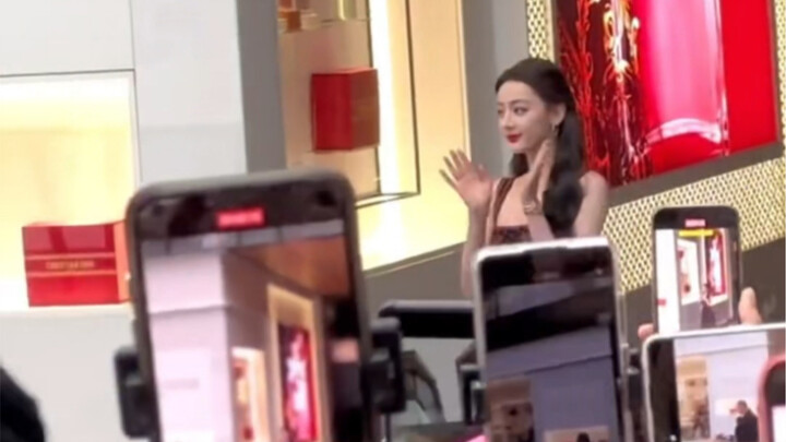 【Địch Lệ Nhiệt Ba】Ngôi sao nữ hàng đầu được dân chọn cuối cùng của làng giải trí Trung Quốc