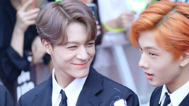 【jeno x jisung】Sao: Tôi có một người anh trai cool ngầu, rất thích tôi nhưng chẳng bao giờ nói ra