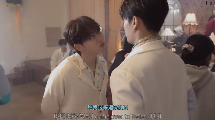 【甜甜：我也要jun哥夸我】