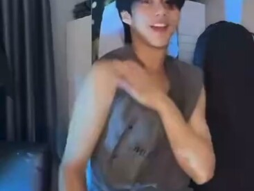 Apakah trik menggoda ala kelinci ini ciri khas drama Thailand yang omongannya nggak sesuai sama hati