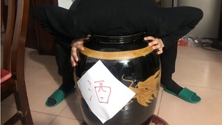 Put down your little thing.