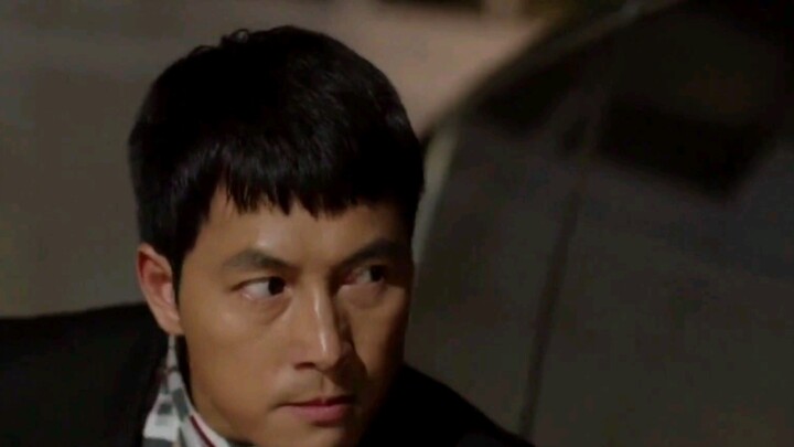 Kalau ketemu sekali bisa dibilang kebetulan, terus kalau ketemu tiga kali itu apa?