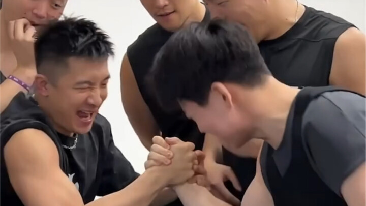 Tân binh xuất hiện, liệu Thủ Nguyên có tiếp tục bảo vệ ngôi vương bóng chày?