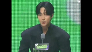 Ahn Hyoseop and Kim SeJeong at MMA 2022