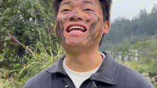 Các anh hùng, hãy trở về an toàn nhé!