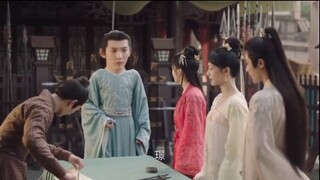 Tu Shanjing: He is definitely henpecked. He just gives in when his wife glares at him. Hahahaha