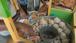 SEPORSI 5000 YANG BELI UGAL UGALAN || SEHARI RATUSAN PORSI AMBLAS ||  bakso siap ndan Banjarejo