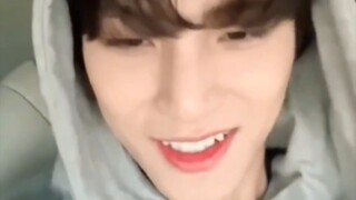 คุณต้องการเรียกฉันว่าพี่ชายไอ้ตัวเล็ก