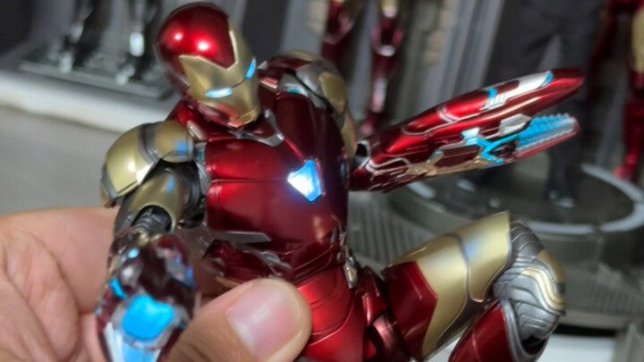 Sebuah mainan benar-benar menghidupkan kembali impian Avengers saya? Nikmati permainan dengan threez