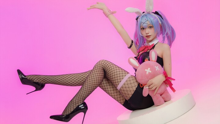 Wow! This rabbit hole is so adorable!!!