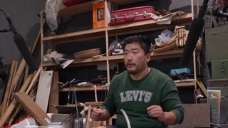 Sepertinya aku melihat ibuku sibuk di dapur lagi, dan air mata hampir jatuh!