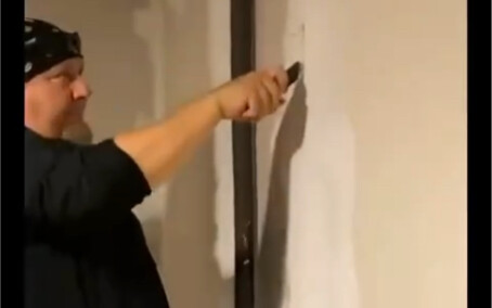 After living in this house for 10 years, I finally found the secret room from the news! Part 1