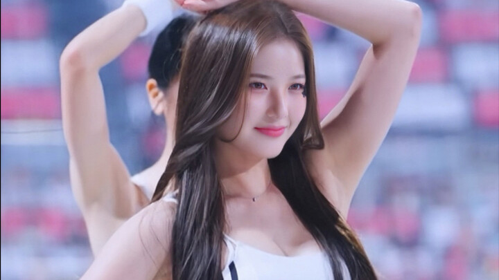 Vóc dáng hoàn hảo của nữ thần đội cổ vũ