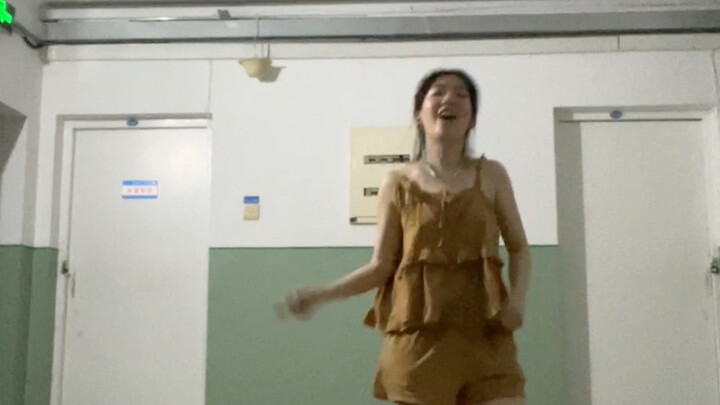 Phần tôi thích nhất trong XG-New Dance! Thuốc chữa bệnh bất hạnh