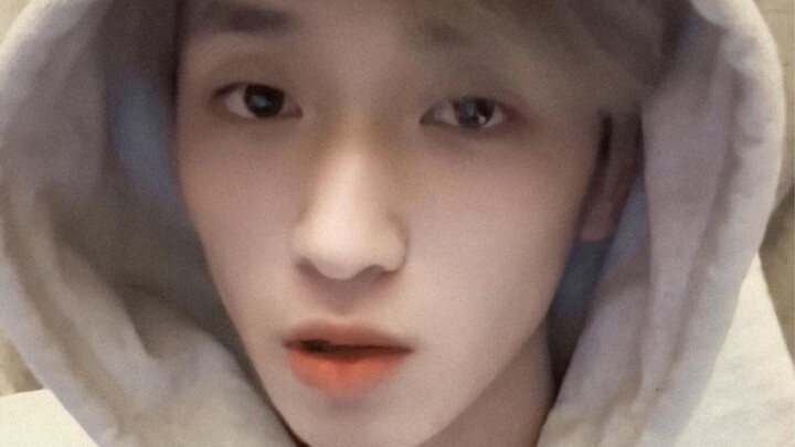 หน้าสดล้วนๆ!!! ทุกคนมาดูเขาเดี๋ยวนี้เลยยย! รักแต่หมาป่าตัวน้อยใสซื่อเท่านั้นนะ ฮือออออ! 【เหยียนหาวเส