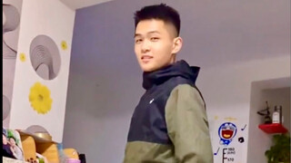 The tough guy outside, but actually a little kid at home, happy to swing a few times~ (but he's pret