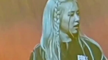 Cai Ying tiba-tiba menyadari: Ada apa ini?