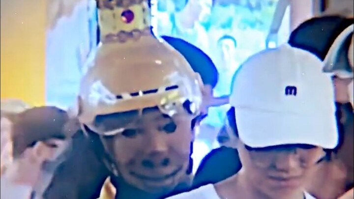 “Người ấy vun bồi công đức”