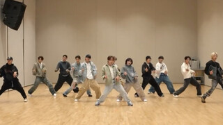 【seventeen】ها قد جاء إله الموسيقى إلى غرفة التدريب