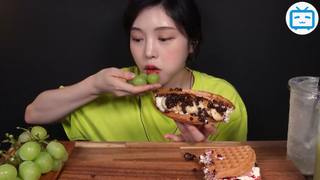 Ăn sập thế giới 14 Fruit Waffles & Shine Muscat Mukbang #amthuc