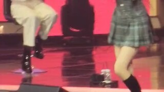 安宥真翻跳oh my girl《dolphin》